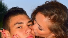 И мъжът кълве на комплименти 