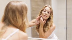 5 често срещани мита за акнето