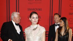 Отношението на жените към вечерния стил се променя