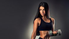 4 лесни упражнения за стегнати ръце и корем