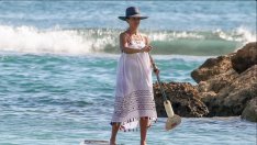 Джесика Алба – бременна на Хаваите