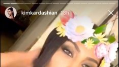 Ким Кардашян сгафи – селфи с две бели линии отзад