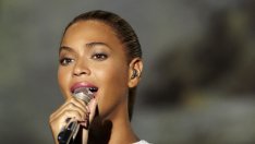 Бионсе, Джулиан Мур и Джей Ло агитират за Обама със специално видео