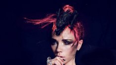 Виктория Бекъм изненадва с огнена грива и дракон на главата