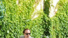 Никълъс Кейдж разпуска луксозно в Италия