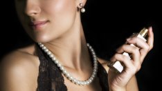 5 лесни трика за по-дълготраен аромат на парфюма