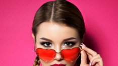 6 начина да флиртувате без да говорите