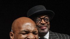 Майк Тайсън с опериран врат