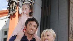 Хю Джакман проговори за спонтанните аборти на жена си