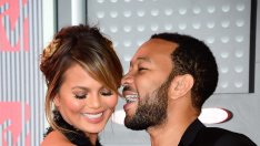 Криси Тейгън и Джон Леджънд ще си имат бебе