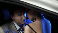 Защо жените обичат лошите момчета