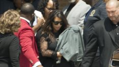 Ким Кардашян заведе бебето на погребение