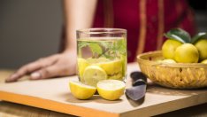 5 храни и напитки, които ни обезводняват