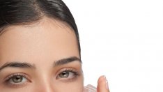 Фейс йога бори бръчките