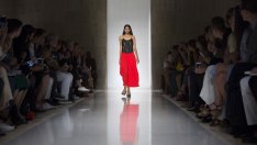 Предложенията на Виктория Бекъм за пролет-лято 2016