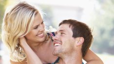 Защо е по-добре първо да бъдете приятели, а след това гаджета?