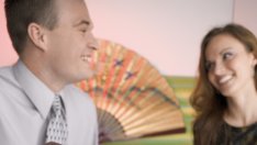 Кой плаща сметката?