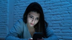 4 зодии, които са склонни да шпионират експартньора си