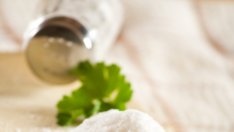 Какви вреди нанася солта на тялото ви