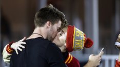 Майли Сайръс потвърди връзката си с Патрик Шварценегер