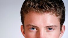 Как да носите T-шърт на работа