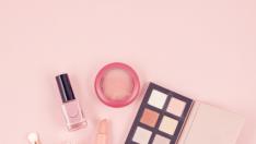 На почивка: Какви гримове да сложите в несесера?