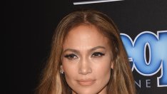 Дженифър Лопес отново се среща с Каспър Смарт