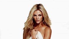 Бруклин Декър  и нейното тяло за показ