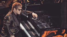 Елтън Джон ще пее на сватбата на Хари и Меган