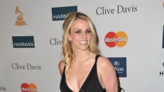 Бритни Спиърс иска да съдийства за повече пари от Джей Ло