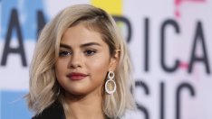 Селена Гомес със своя козметична марка