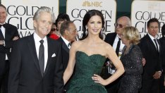 Катрин Зита Джоунс отрече да е бременна