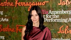 Кортни Кокс си хвана младо гадже