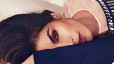 Синди Крауфорд показва вечния си чар