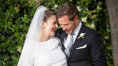 Знаменитостите, които си казаха „Да“ у дома