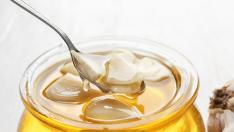 Мед с чесън и килограмите се топят