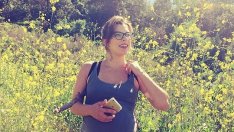 Мила Йовович гордо показва новородената си дъщеря