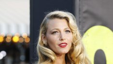 Блейк Лайвли се разходила гола пред племенника си