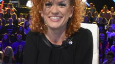 Люси Дяковска става майка на 40 години