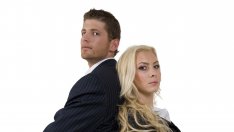 Когато тя изкарва повече от вас