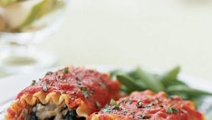 Ролца със сос помодоро