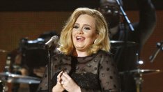 Адел се напивала преди концерти