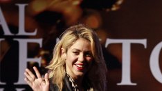 Шакира и Майли Сайръс записват дует за благотворителност