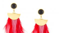 Красиви и леки: Обеци с пера