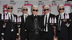 Карл Лагерфелд стана дизайнер на розова Кола