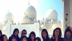 Селена Гомес и Кендъл Дженър почиват заедно в Абу Даби