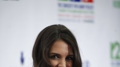 Кейти Холмс залага на охлюви, за да е красива