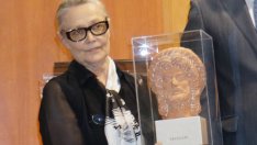 Цветана Манева: Не се смущавам от клипа с Азис