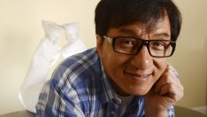 Джеки Чан се извини на обществото за престъпленията на сина си