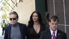 Съпрузите Катрин и Майкъл отпразнуваха рождените си дни заедно